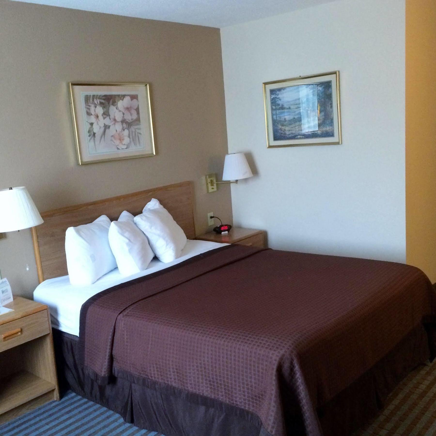 Days Inn By Wyndham Charleston Kültér fotó